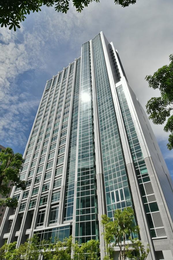 מלון גאושיונג Silks Club מראה חיצוני תמונה The building of the National University of Singapore